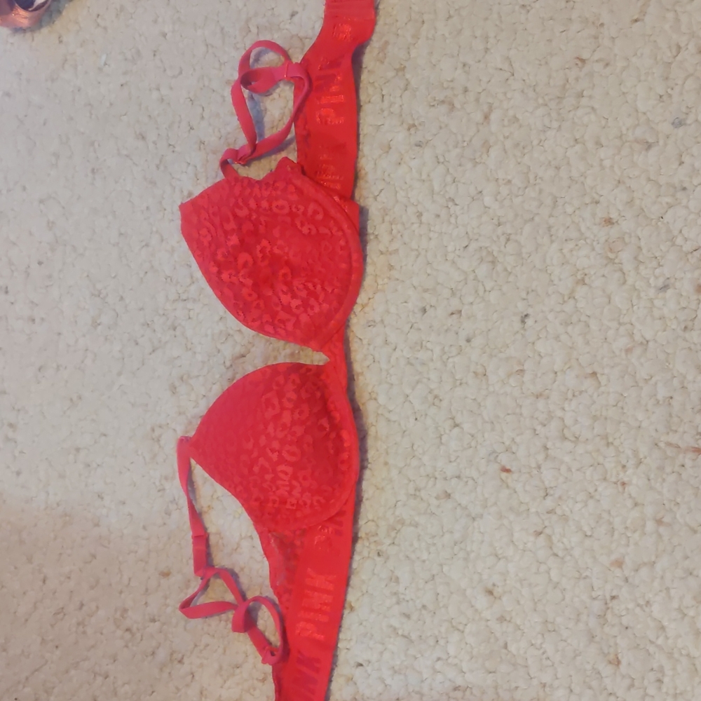 T-shirt bra